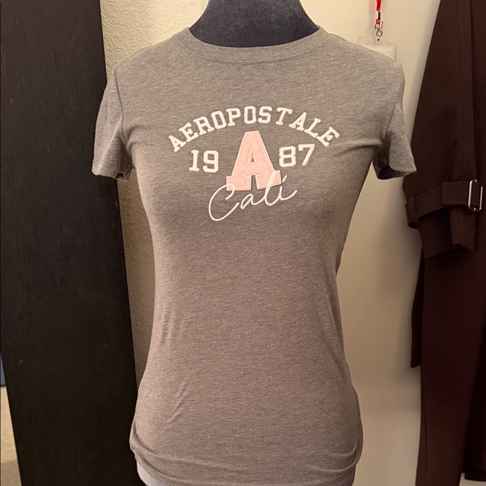 Aeropostale Women's Heather Gray Cali Tee, XS